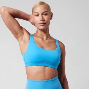 Athleta exhale bra. Medium. Santorini Blue.
